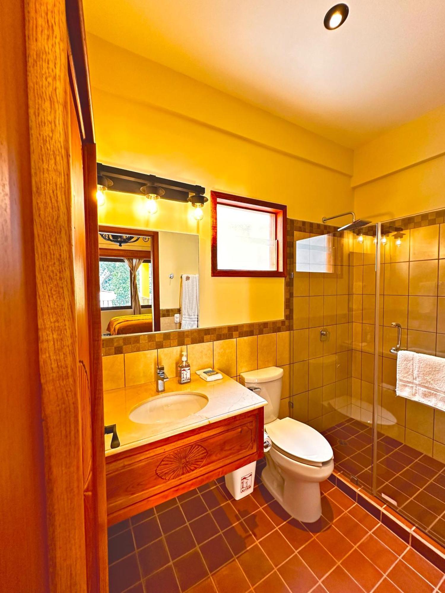Hotel Jotam Panajachel Luaran gambar